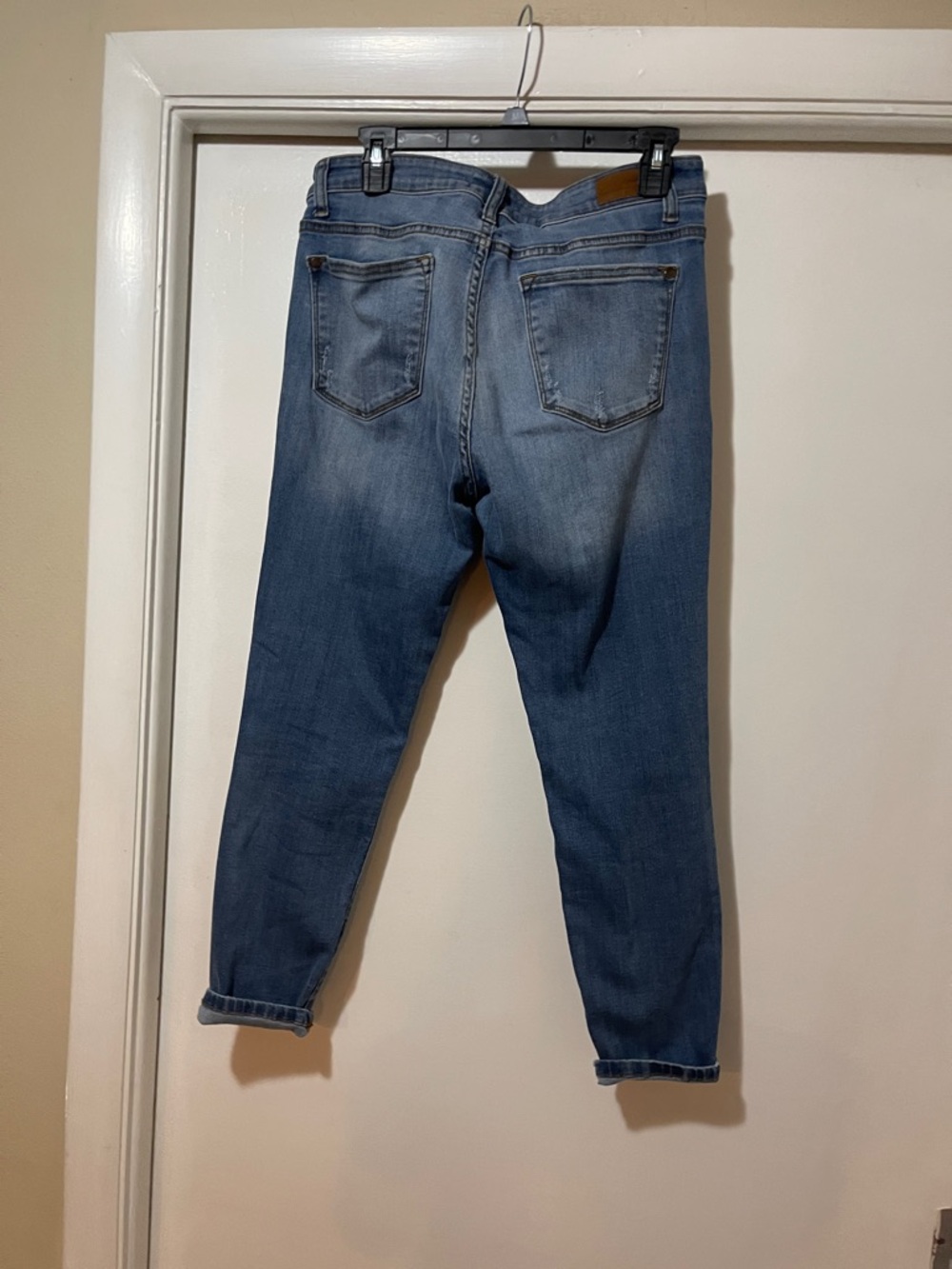 Judy Blue Light-Mid Blue Distressed Ankle Jeans 13/31 - Picture 5 of 5